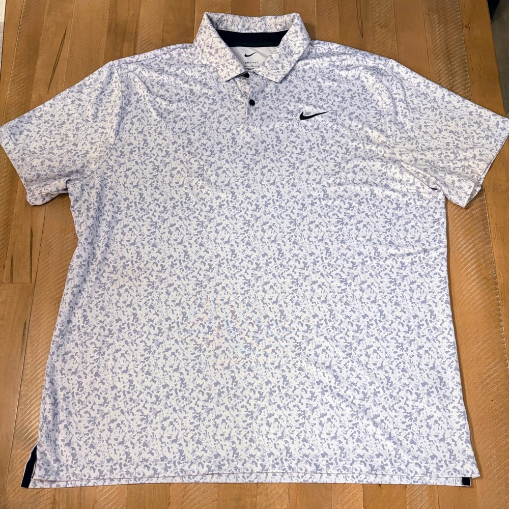 Nike White and Blue/Grey Patterned Men's Shirt